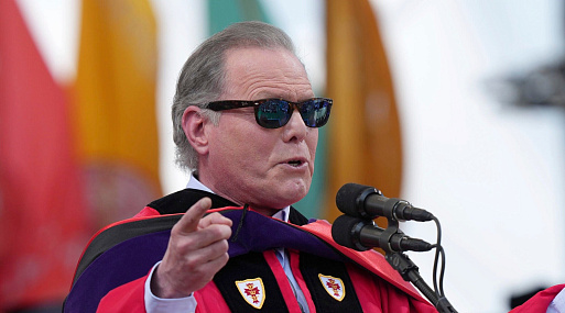 «Заплати своим сценаристам»: главу WBD освистали на выступлении в университете