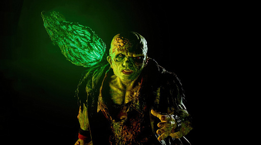 Питер Динклэйдж становится Токсичным мстителем в новом отрывке ремейка