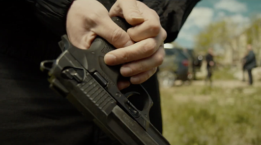 Алексей Серебряков выходит на тропу войны в трейлере криминальной драмы «Ваша честь»