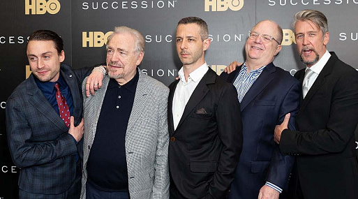 В новом сезоне «Наследников» сыграют Эдриан Броуди и Александр Скарсгард