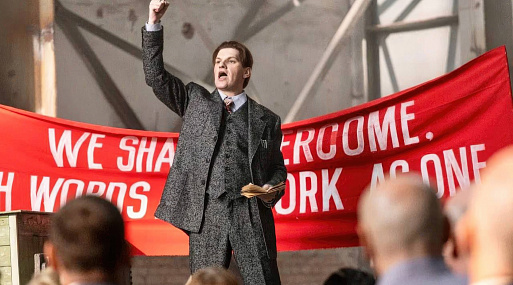 Владимир Маяковский и Максим Горький на кадрах байопика «Лиля»