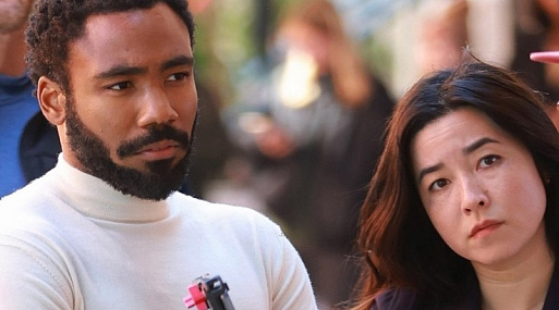 Дональд Гловер и Майя Эрскин замечены на съёмках «Мистера и миссис Смит»