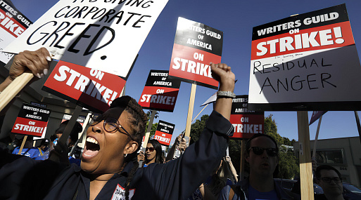 Забастовка гильдии сценаристов Америки близка к завершению
