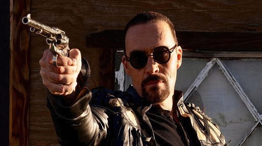 Александр Невский в новом трейлере ураганного вестерна «Широкий Запад»