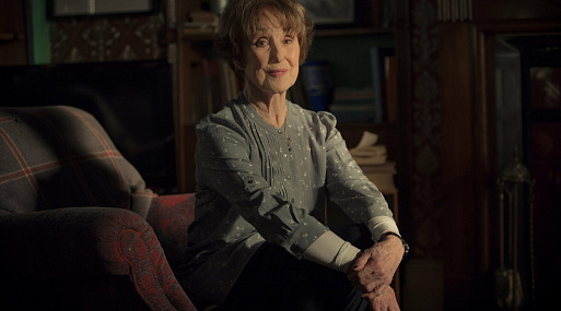 Звезда сериала «Шерлок» Уна Стаббс умерла после нескольких месяцев борьбы с болезнью