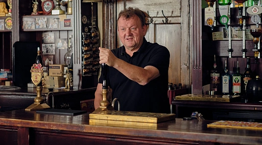 Заглядываем в «Паб „Старый дуб“» в дублированном трейлере