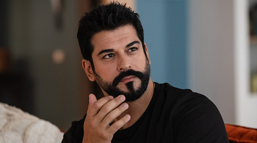 Звезда «Великолепного века» Бурак Озчивит сыграл в российском сериале «Я к тебе надолго»