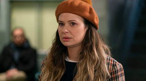 На Netflix подали в суд из-за диффамации в сериале «Изобретая Анну»