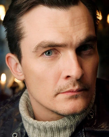 Руперт Френд