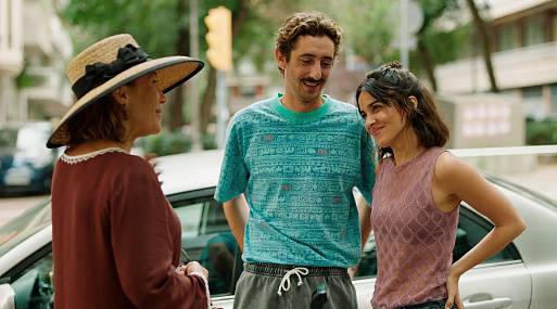 Что смотреть в кино с 17 июля: от «Дома в огне» до «Нейробати»