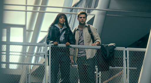 Вышел трейлер сериала «Опасные числа» от сценариста «Шерлока»