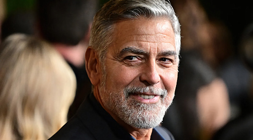 Джордж Клуни снимется в фильме по сериалу «Десять процентов»