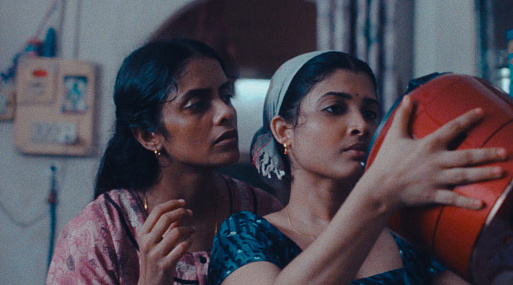 Трейлер драмы «Всё, что нам кажется светом»: тихая дорога к морю