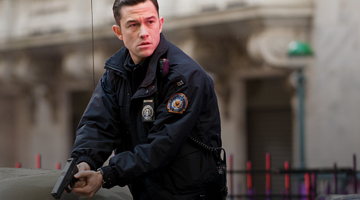 Зак Снайдер хотел связать «Человека из стали» с бэт-трилогией Кристофера Нолана