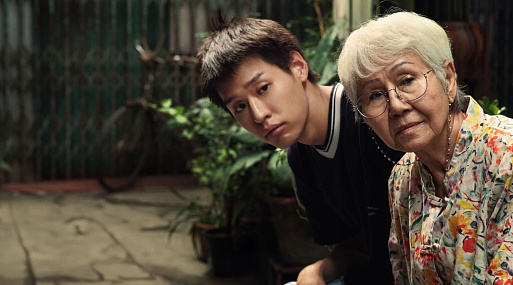 Лети, лепесток: рецензия на фильм «Бабушка на миллион»