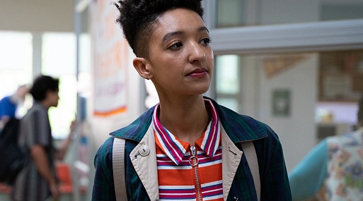 Из сериала «Сексуальное просвещение» уберут героиню Патриши Эллисон