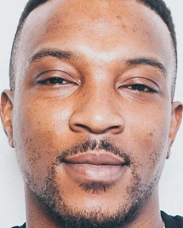 Эшли Уолтерс