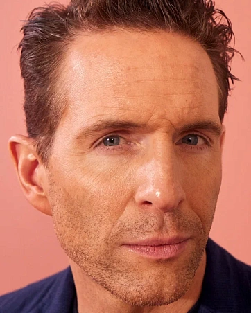 Гленн Хауэртон