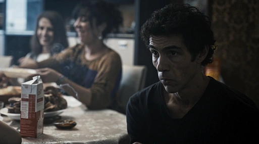 Смотрим второй дублированный тизер «Альфы» Жюлии Дюкурно