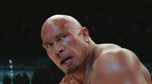 Неузнаваемый Дуэйн Джонсон в первом трейлере «Крушащей машины»