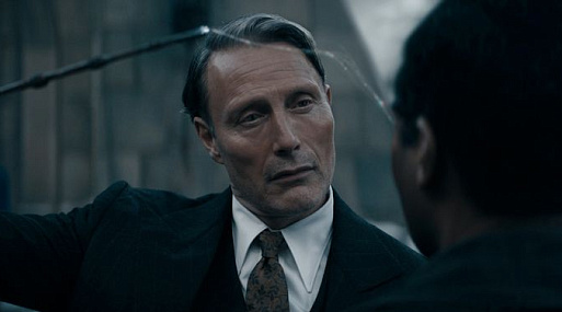 Мадс Миккельсен предстал в роли Грин-де-Вальда в трейлере триквела «Фантастических тварей»