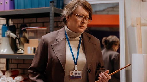 Вышел тизер сериала «Олдскул» с Марией Ароновой в роли математички старой закалки