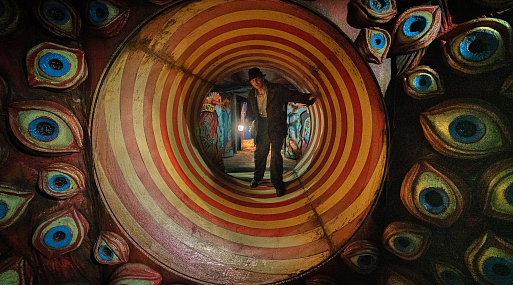 «Аллея кошмаров» Гильермо дель Торо выйдет в прокат в чёрно-белом цвете