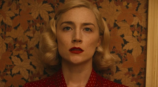 Сирша Ронан и горящий Лондон в первом трейлере «Блица»