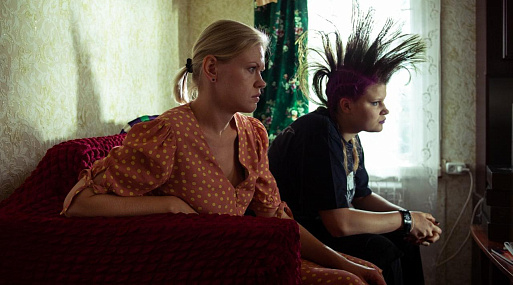 KION выпустит комедийный сериал «Американцы» по сценарию Василия Сигарева