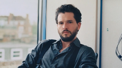 Кит Харингтон присоединился к Марку Уолбергу в сиквеле «Семейного плана»