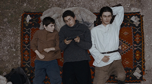 Что смотреть в кино с 9 мая: от «Семь чёрных бумаг» до «Марс Экспресс»