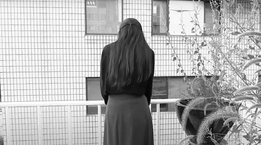 Вышел трейлер нового фильма Хон Сан-су «Поднимайтесь наверх»