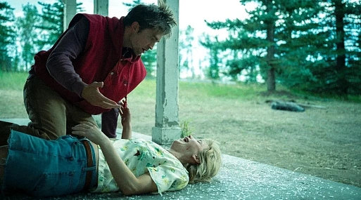 Дженнифер Лоуренс и Роберт Паттинсон в русском трейлере фильма «Умри, моя любовь»