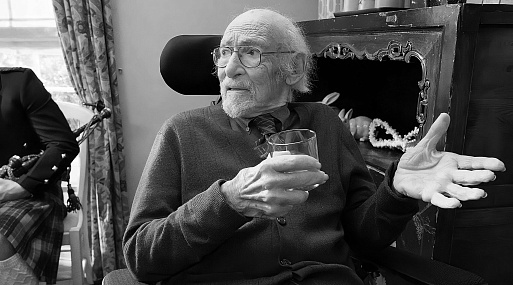 Умер Джек Аксельрод