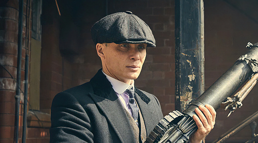 Томас Шелби в ссадинах на новом кадре со съёмок фильма «Острые козырьки»