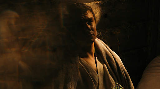 Никита Кологривый на первых фотографиях драмы «Искупление»