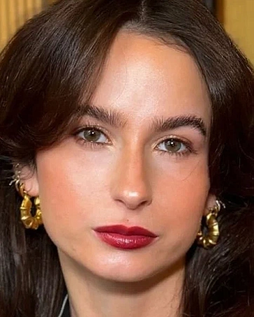 Мадлен Харрис