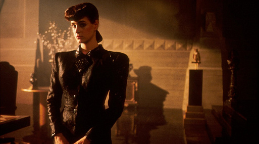 Актриса Шон Янг рассказала, почему Ридли Скотт сделал любовную сцену в «Бегущем по лезвию» такой агрессивной