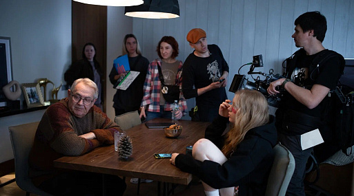 Начались съёмки комедийного сериала «Мамонты» с Юрием Стояновым от Okko