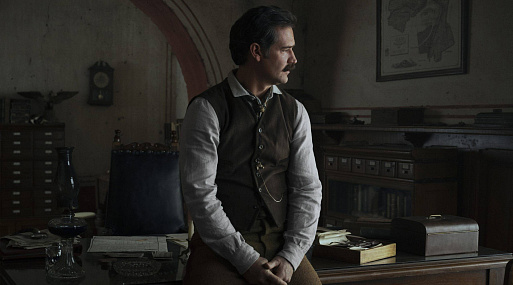 Трейлер магической драмы «Педро Парамо»: вечная жизнь в городе мёртвых