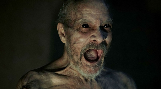 Оно приходит ночью