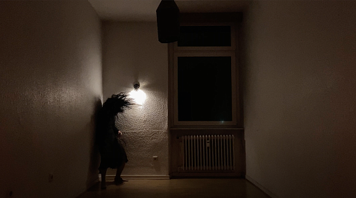 BBC показал тизер короткометражки Джонатана Глейзера «Strasbourg 1518» о танцевальной чуме