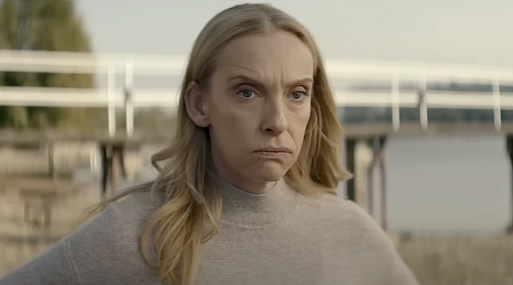 Тони Коллетт узнаёт о дочери нечто новое в трейлере сериала «Власть»