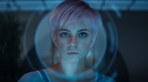 Даша Верещагина рассказала о том, что объединяет её Алису с другими воплощениями