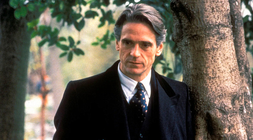 Режиссёр «Интервью с вампиром» Нил Джордан экранизирует собственный роман