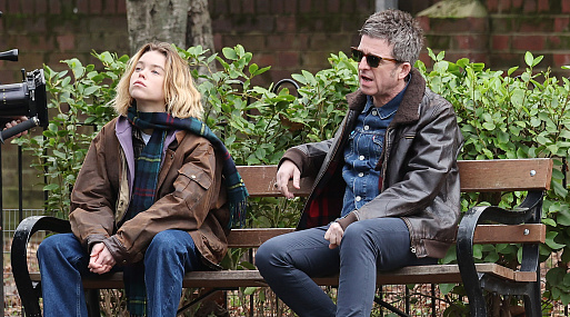 Милли Олкок из «Дома Дракона» снялась в клипе у Ноэля Галлахера