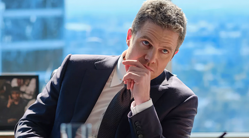 Первый взгляд на Стивена Амелла в спин-оффе сериала «Форс-мажоры»