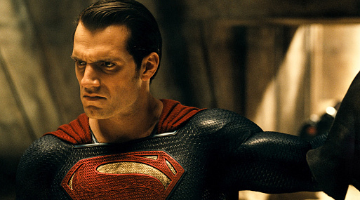 Дуэйн Джонсон уговаривал вернуть Супермена Кавилла долгие годы