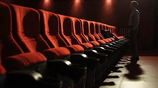 Сборы российских кинотеатров упали на 56–70%