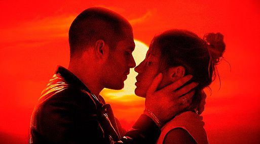 «Просто такая сильная любовь»: первый постер мелодрамы «Разбитые сердца»